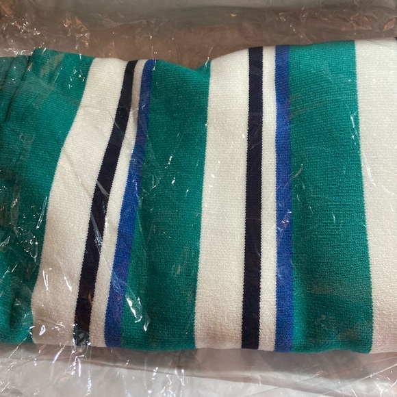 Free People NWOT Hooded Poncho OS fits most - Picture 3 of 8